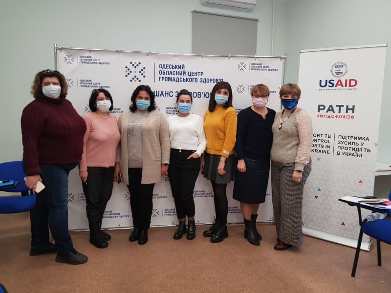 Фахівці Центру взяли учать в навчальному курсі «Удосконалення знань та навичок медсестер, які забезпечують лікування та догляд пацієнтам з туберкульозом в Україні»